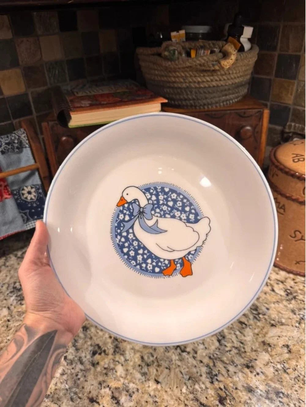 Large Arcopal decorative goose plate